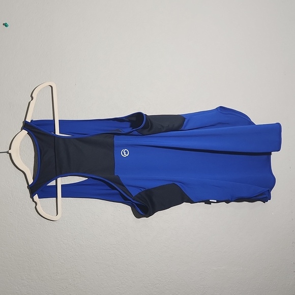 Magellan Tank Top Womens Size XL Fishing Blue Black Racer Mag Chill New - Picture 2 of 8